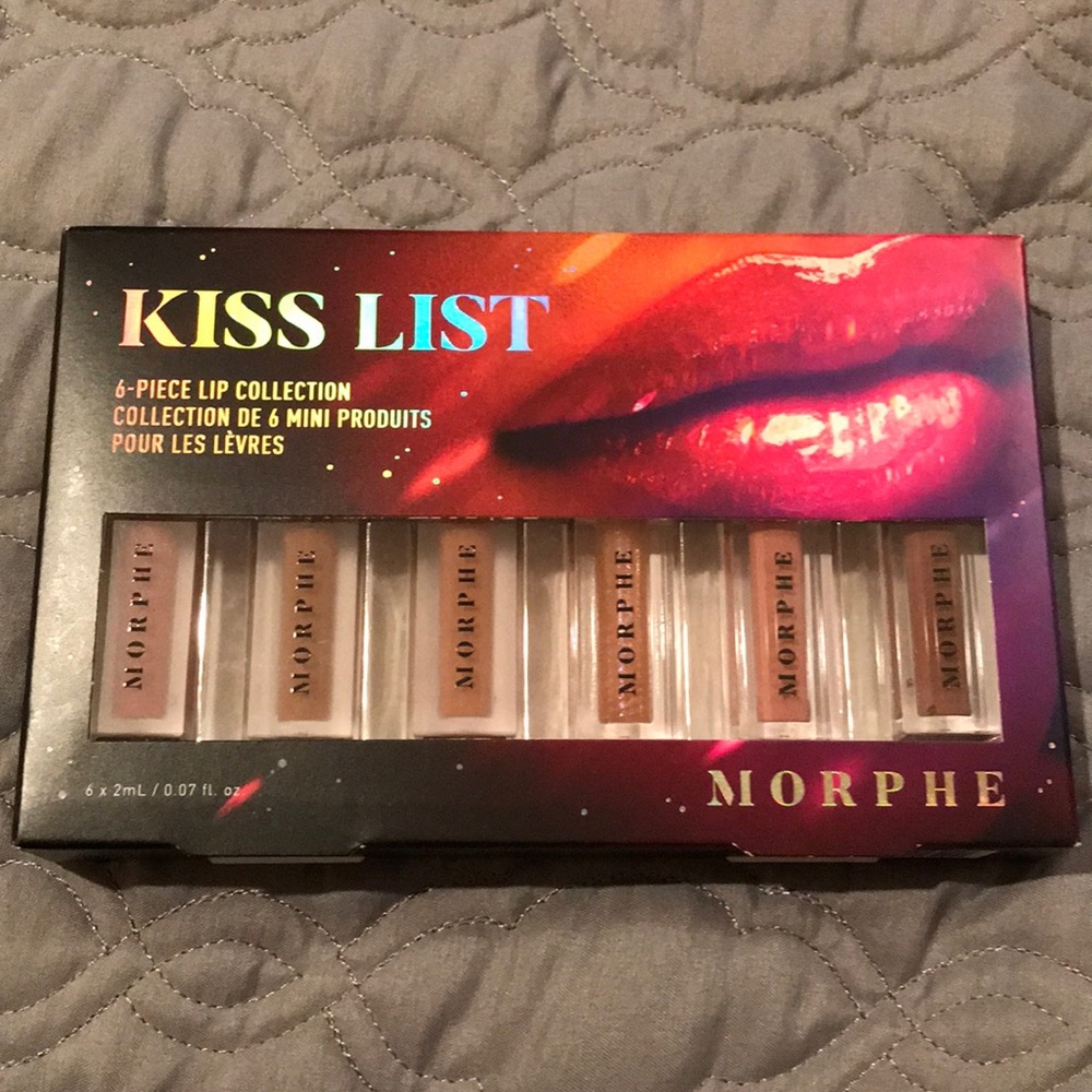 Morphe Kiss List